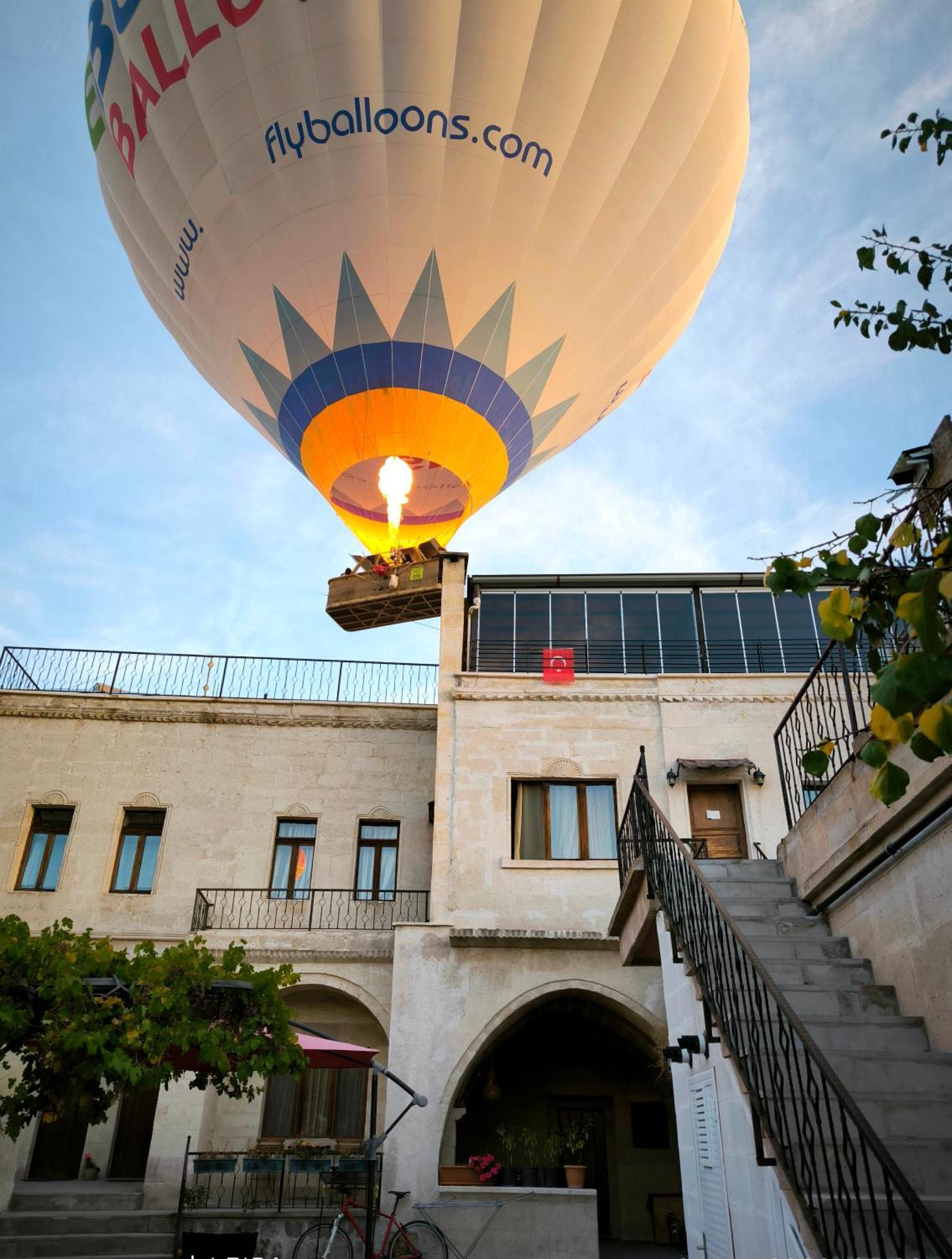Karadut Cave Hotel Göreme Exteriör bild